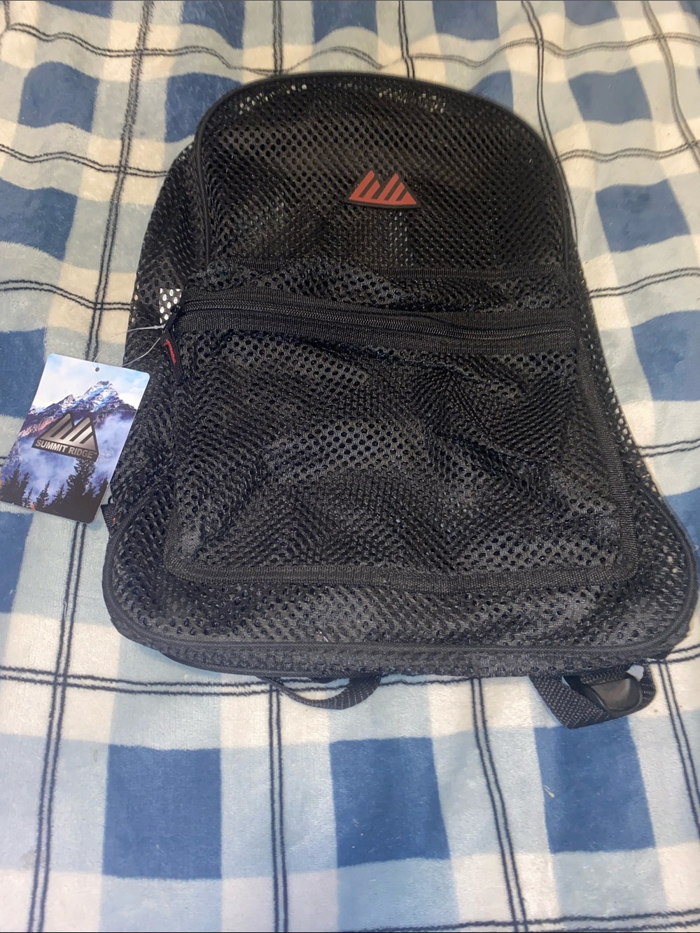 Black Mesh Backpack for Men — Breathable Everyday Carry